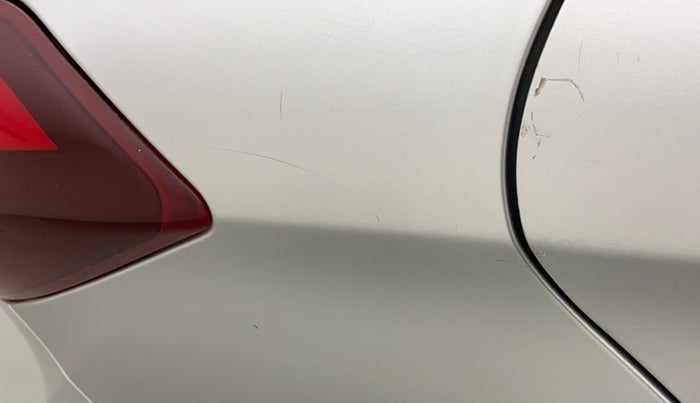 2017 Hyundai Elite i20 ASTA 1.2, Petrol, Manual, 97,021 km, Right quarter panel - Minor scratches