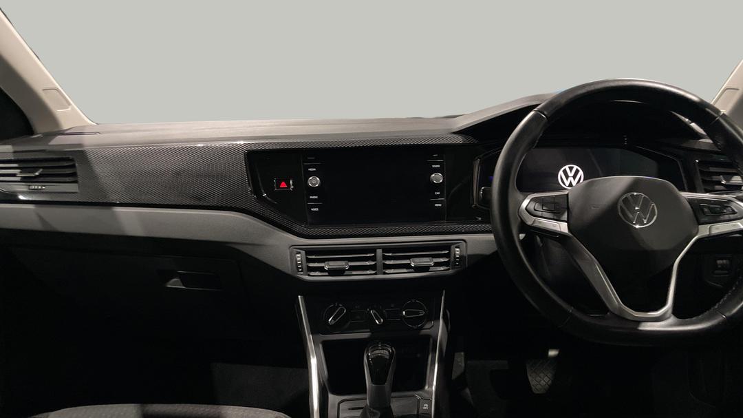 2024 Volkswagen Polo Life, Automatic, 28330 km, Dashboard View