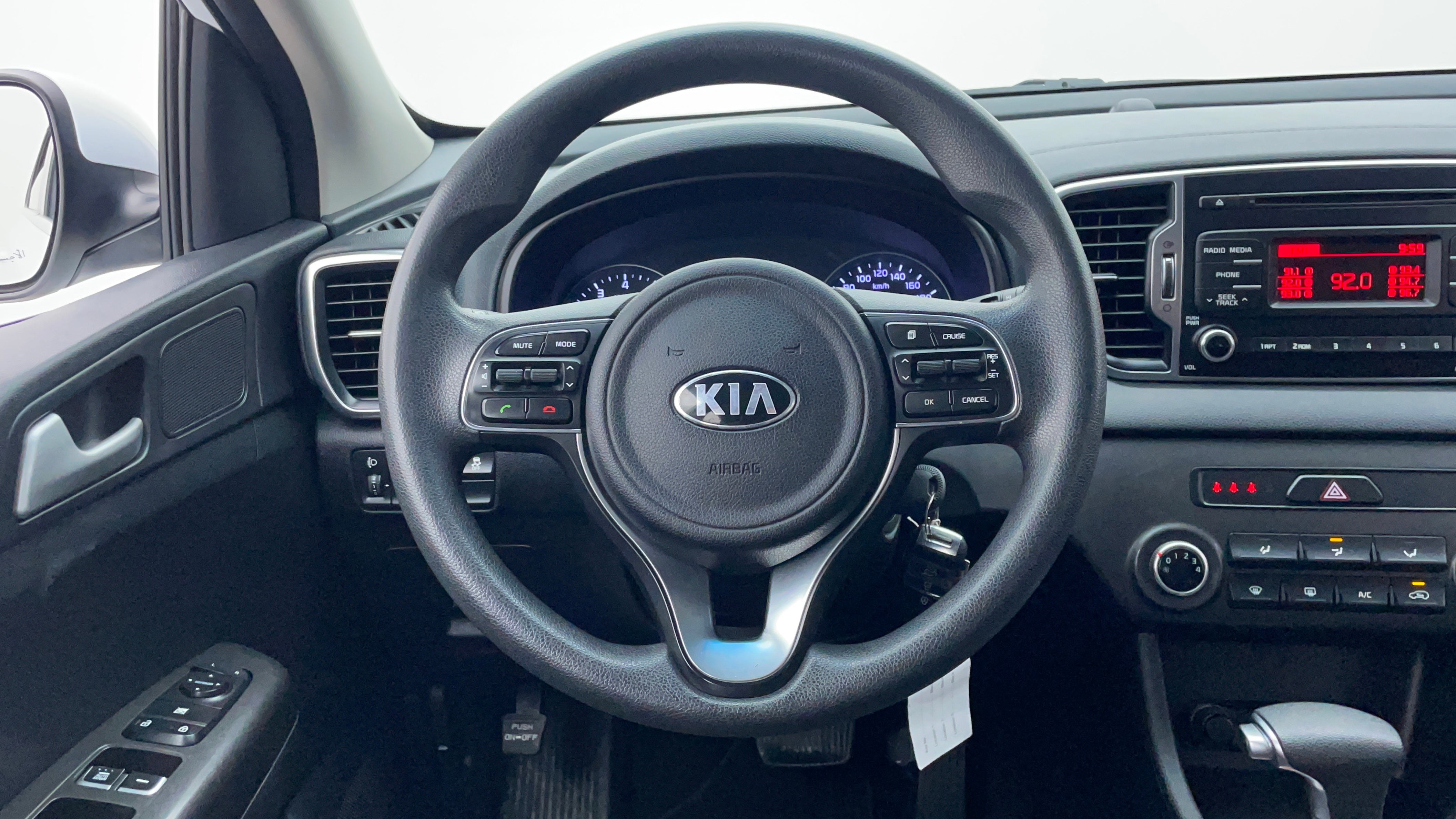 Kia Sportage-Steering Wheel Close-up