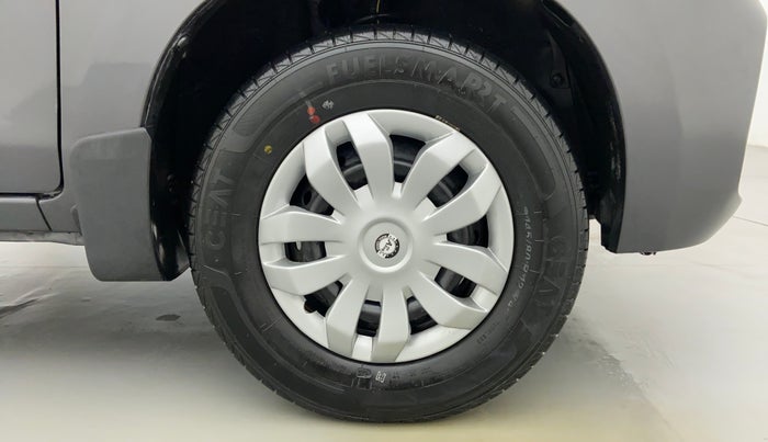 2019 Maruti Alto 800 VXI, Petrol, Manual, 10,316 km, Right Front Tyre