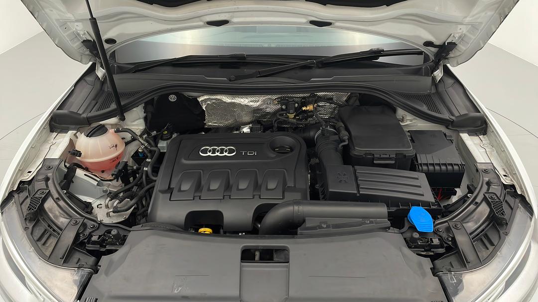 2014 Audi Q3 2.0 Tdi Quattro (103kw), Automatic, 105437 km, Open Bonnet (Engine)