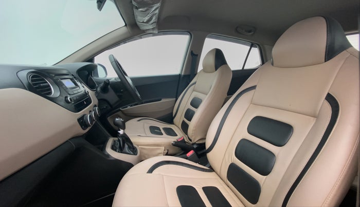 2015 Hyundai Grand i10 ASTA 1.2 KAPPA VTVT, Petrol, Manual, 54,449 km, Right Side Front Door Cabin View