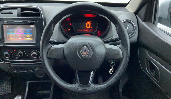 2017 Renault Kwid 1.0 RXT, Petrol, Manual, 8,415 km, Steering Wheel Close-up