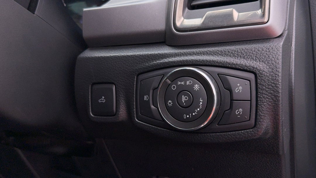 2021 Ford Ranger Xlt 3.2 (4x4), Automatic, 73417 km, Utility Switches/Buttons