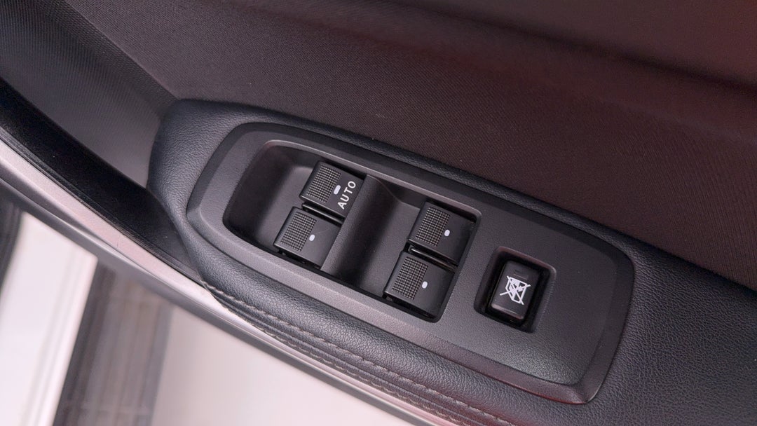 2021 Ford Ranger Xlt 3.2 (4x4), Automatic, 73417 km, Drivers Side Door Panel Controls