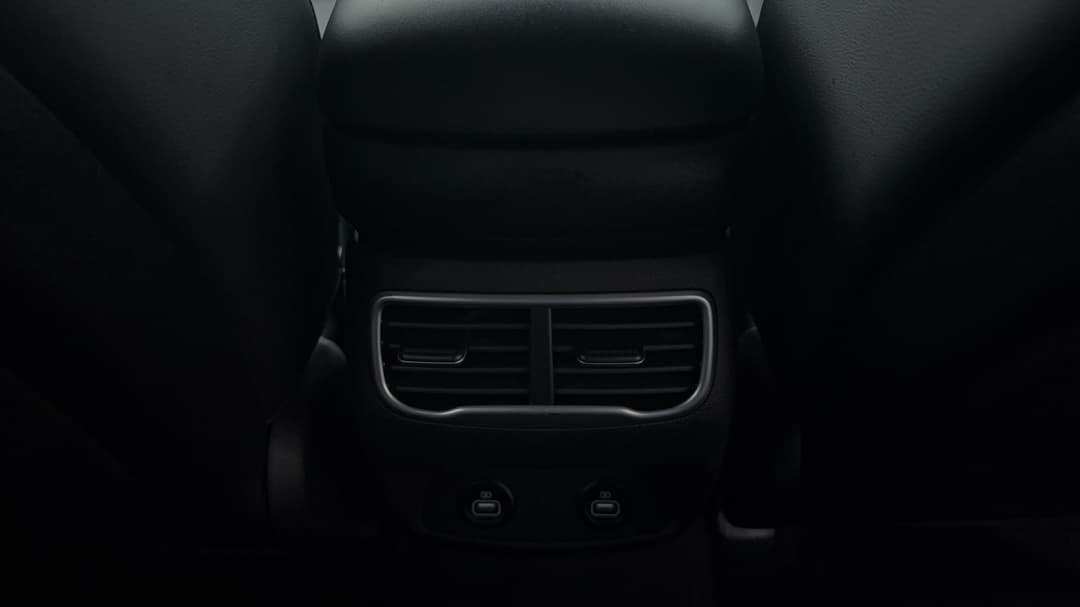 2022 Hyundai Santa Fe Elite Hev (7 Seat), Automatic, 104285 km, Rear A/C Vent