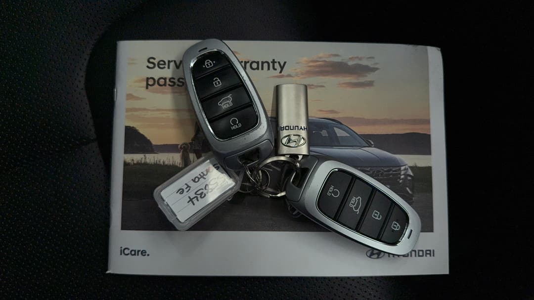 2022 Hyundai Santa Fe Elite Hev (7 Seat), Automatic, 104285 km, Key Close-up