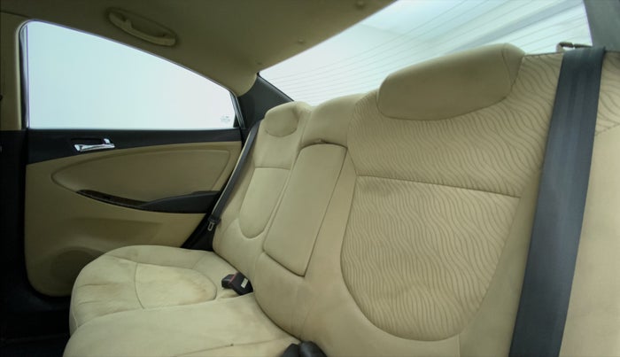 2013 Hyundai Verna FLUIDIC 1.6 EX VTVT, Petrol, Manual, 79,909 km, Right Side Rear Door Cabin