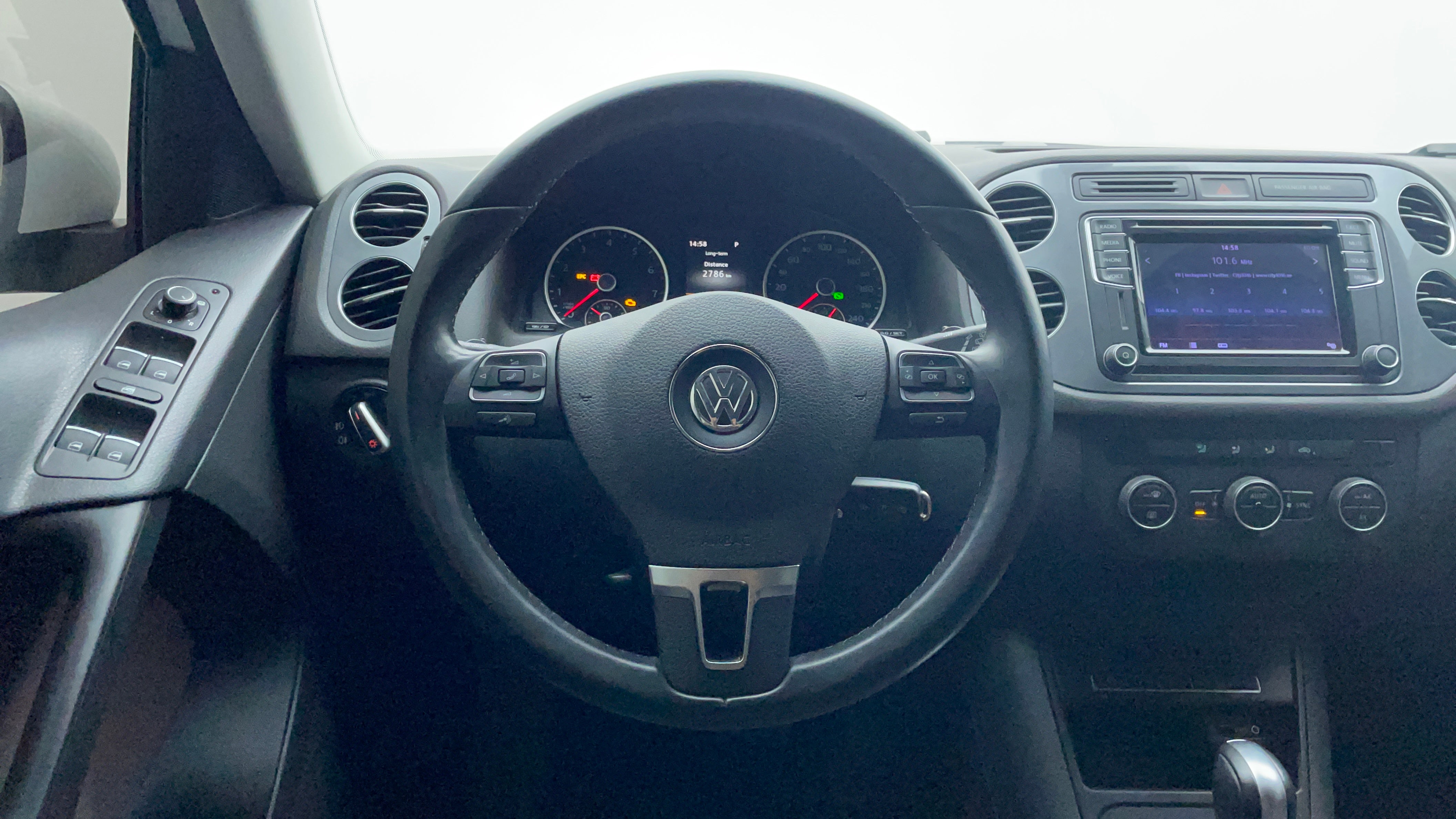 Volkswagen Tiguan-Steering Wheel Close-up