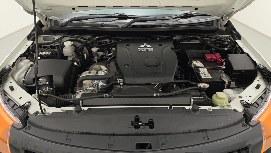 Open Bonnet (Engine)