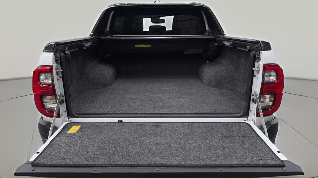 2023 Toyota Hilux Rogue (4x4), Automatic, 36608 km, Boot Inside View