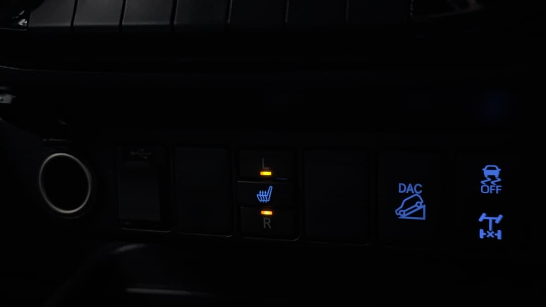 2023 Toyota Hilux Rogue (4x4), Automatic, 36608 km, Ventilated Seats