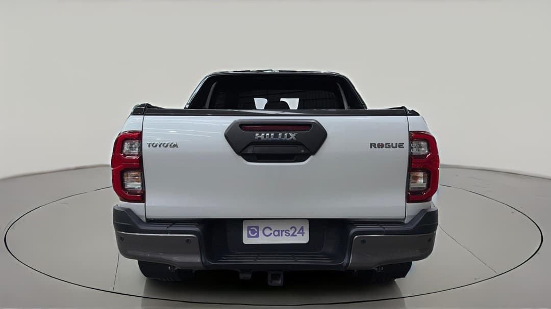 2023 Toyota Hilux Rogue (4x4), Automatic, 36608 km, Back/Rear View