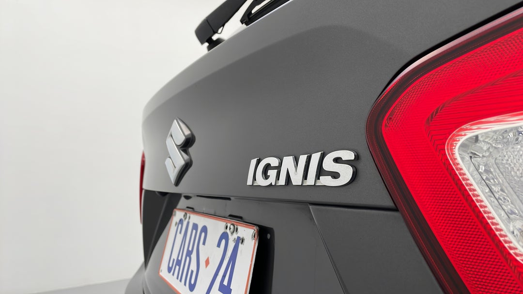 Badge (Boot Right Side)