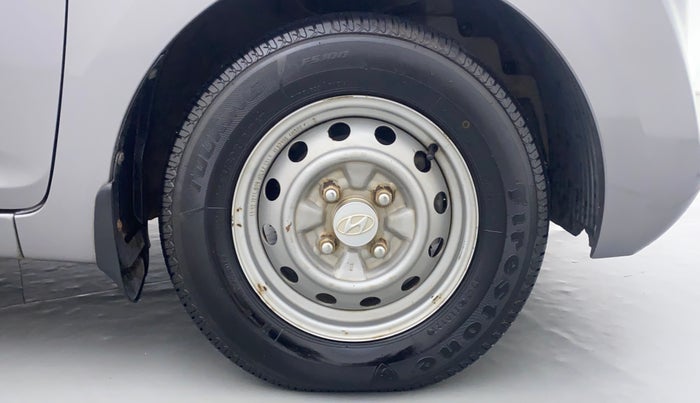 2012 Hyundai Eon D LITE PLUS, Petrol, Manual, 39,653 km, Right Front Tyre