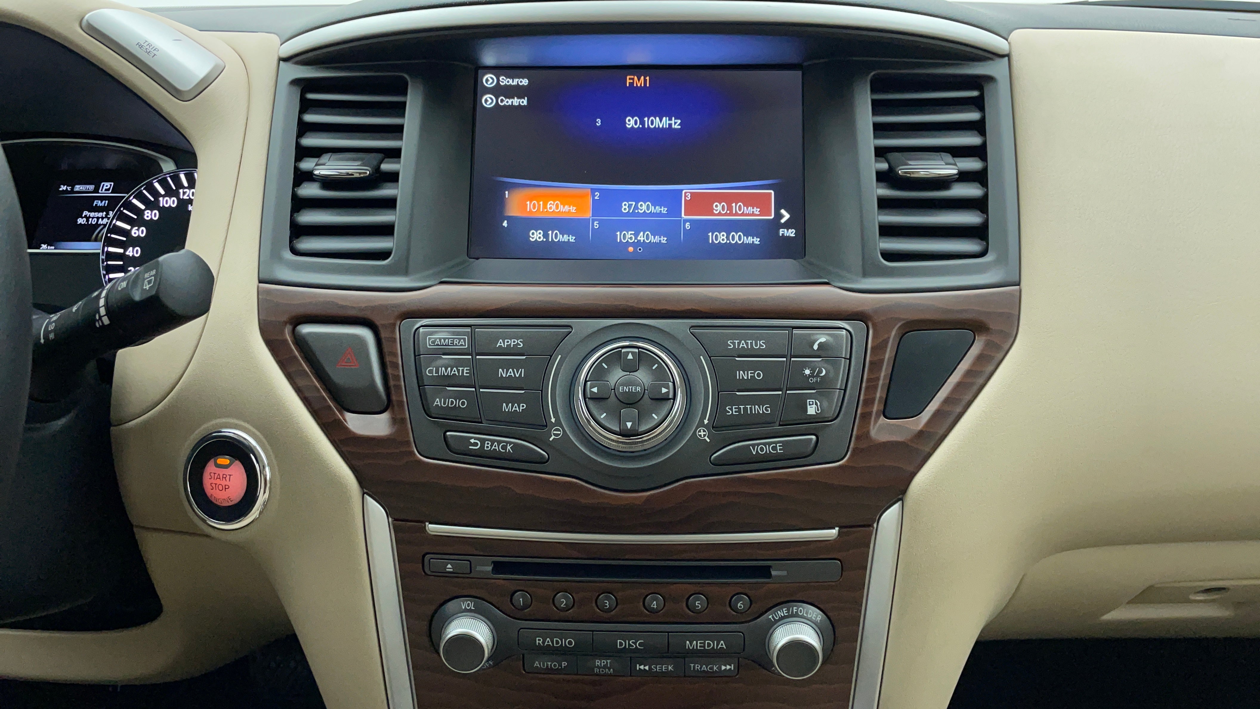Nissan Pathfinder-Infotainment System
