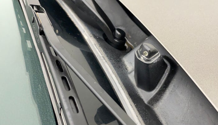 2019 Maruti New Wagon-R VXI 1.0, Petrol, Manual, 24,532 km, Front windshield - Wiper nozzle not functional