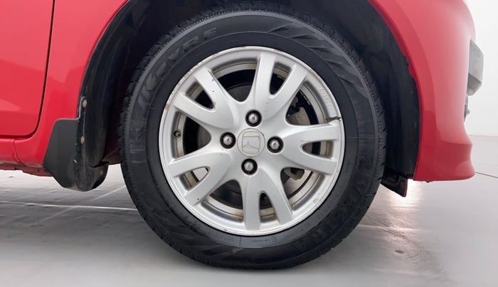 2014 Honda Brio 1.2 VX AT I VTEC, Petrol, Automatic, 75,718 km, Right Front Tyre