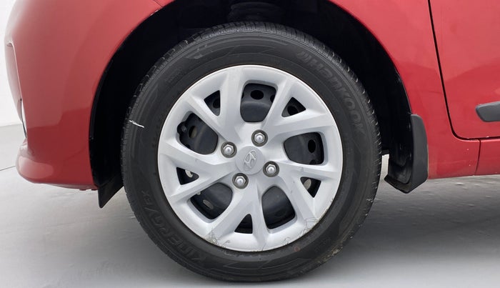 2019 Hyundai Grand i10 1.2 KAPPA SPORTZ (O), Petrol, Manual, 12,608 km, Left Front Wheel