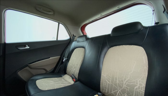 2019 Hyundai Grand i10 1.2 KAPPA SPORTZ (O), Petrol, Manual, 12,608 km, Right Side Rear Door Cabin