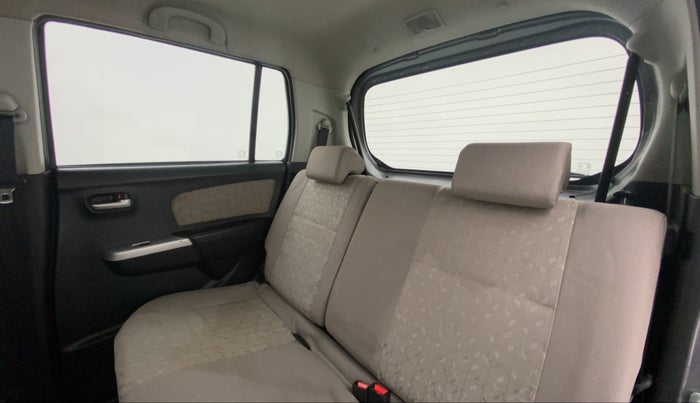 2014 Maruti Wagon R 1.0 VXI, Petrol, Manual, 25,501 km, Right Side Door Cabin View