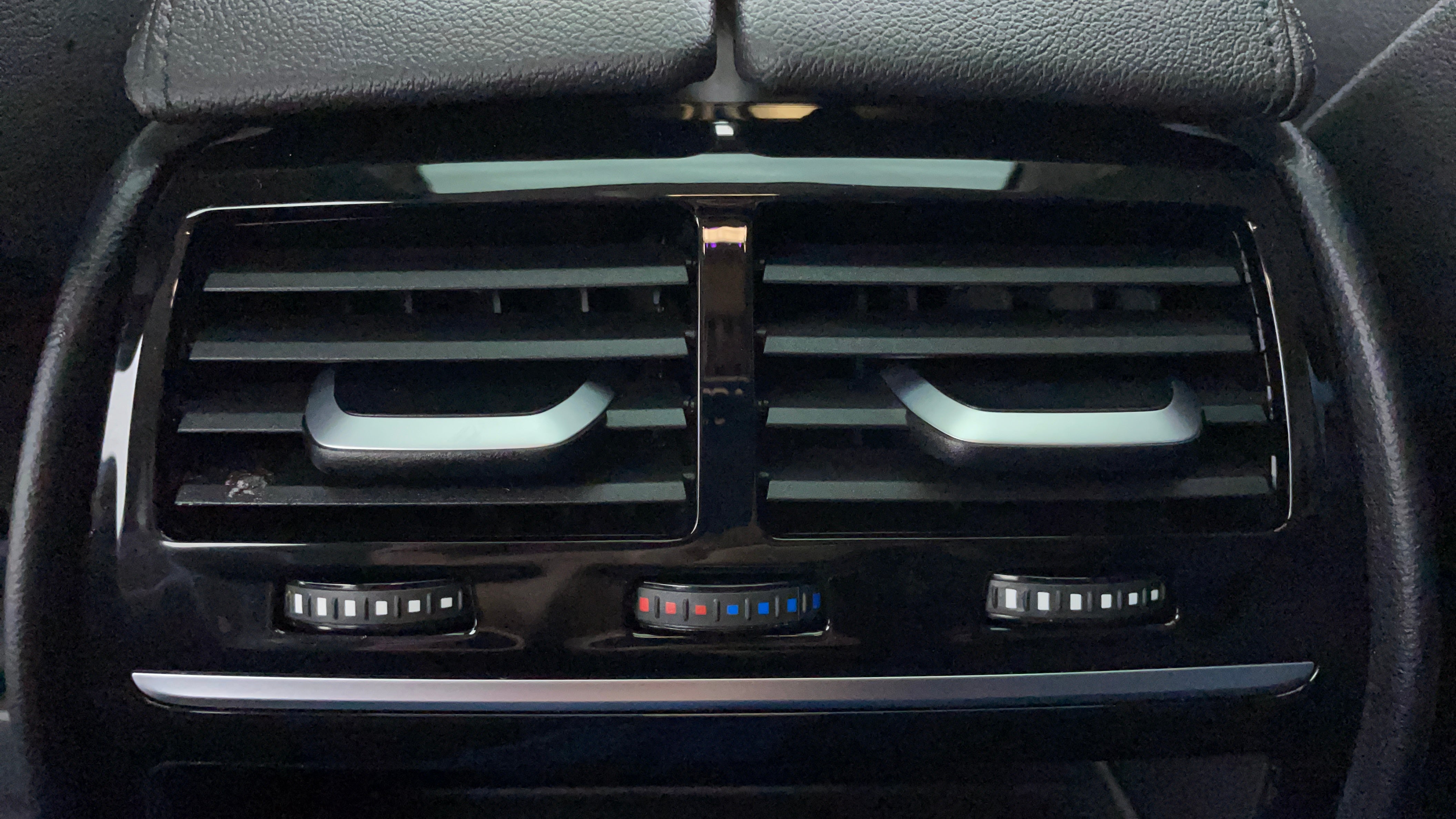 BMW 5 Series-Rear AC Vents