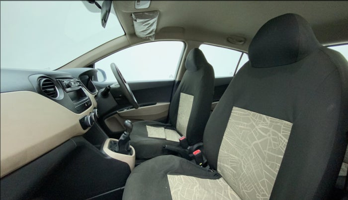 2016 Hyundai Grand i10 MAGNA 1.2 KAPPA VTVT, Petrol, Manual, 1,08,726 km, Right Side Front Door Cabin