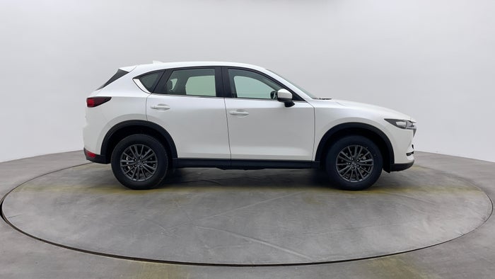 MAZDA CX 5-Right Side View