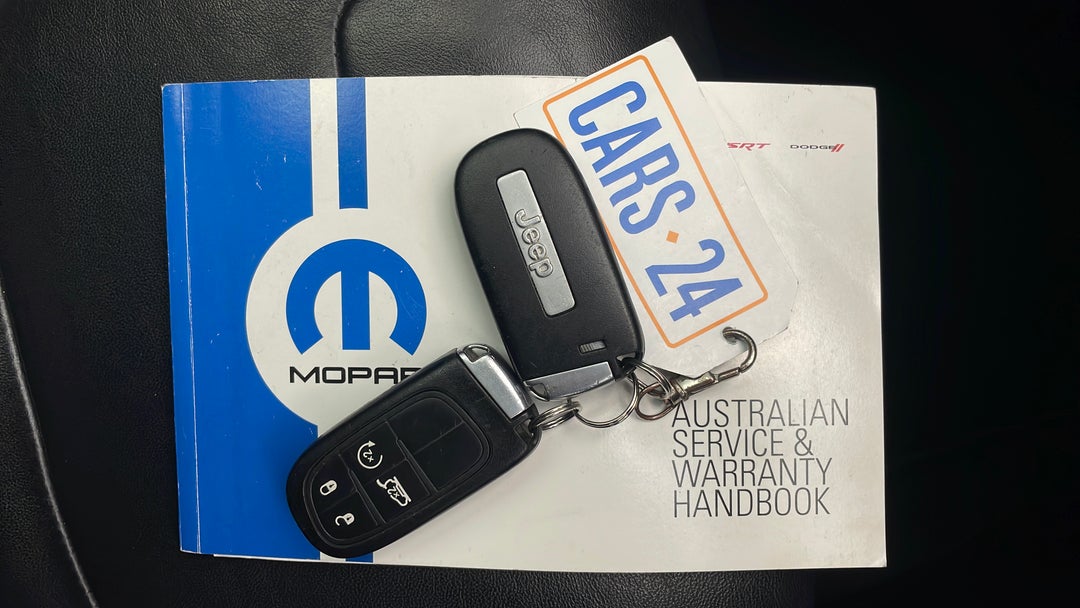 2015 Jeep Cherokee Limited (4x4), Automatic, 124418 km, Key Close-up