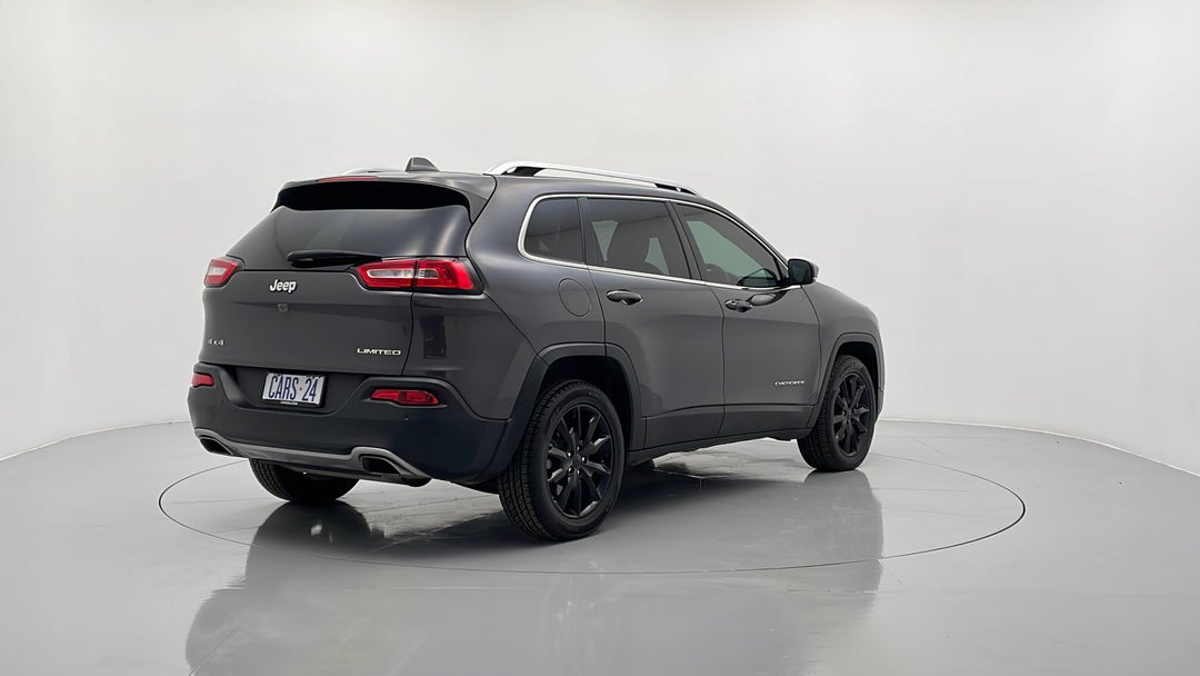 2015 Jeep Cherokee Limited (4x4), Automatic, 124418 km, Right Back Diagonal (45- Degree) View