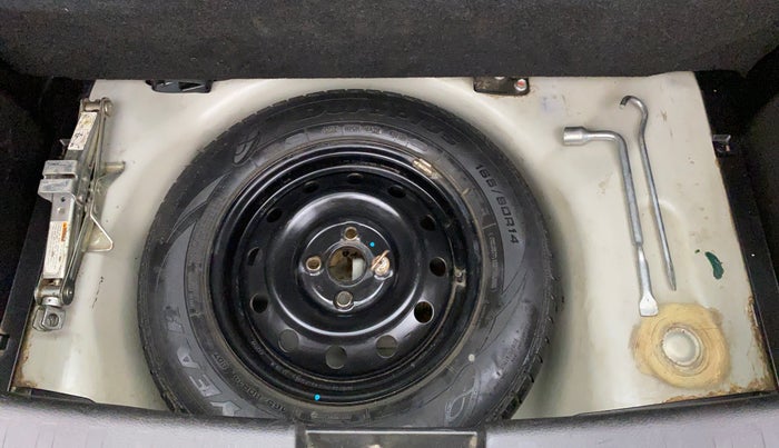 2013 Maruti Swift VDI, Diesel, Manual, 73,858 km, Spare Tyre