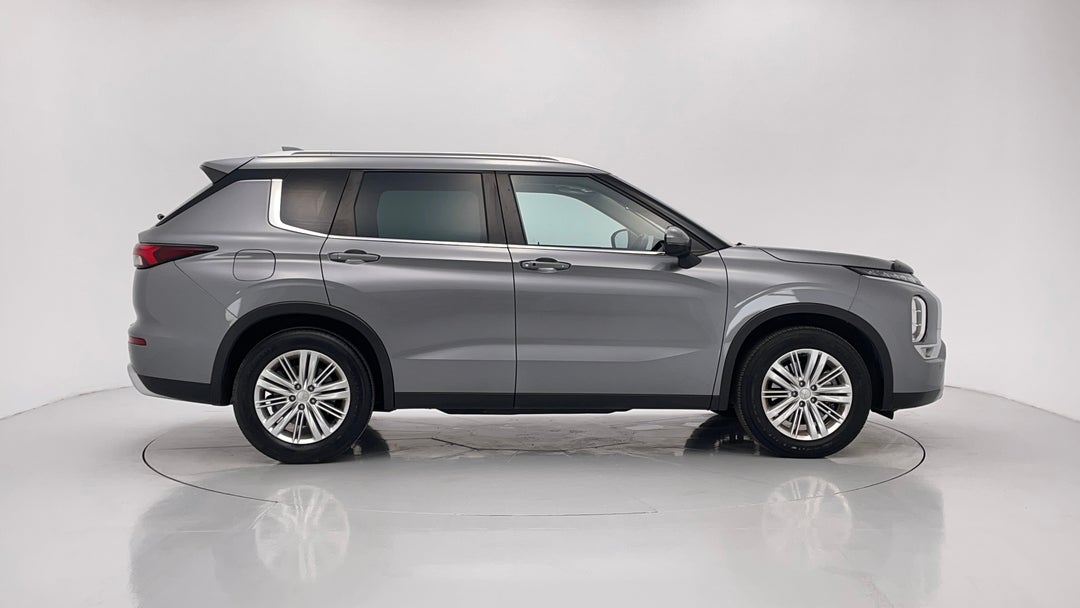 2022 Mitsubishi Outlander Ls 7 Seat (2wd), Automatic, 41009 km, Right Side View