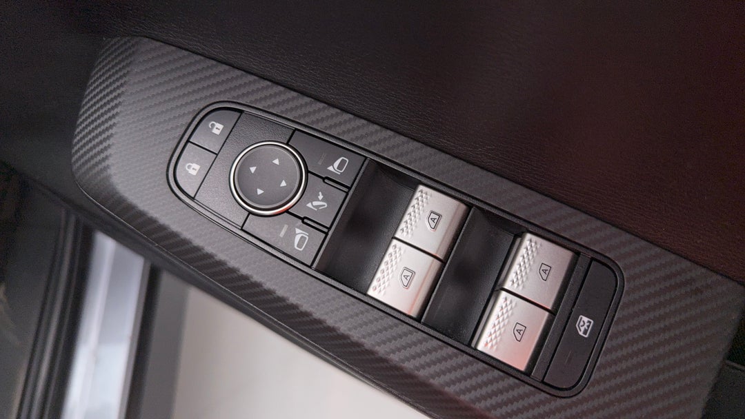 2022 Mitsubishi Outlander Ls 7 Seat (2wd), Automatic, 41009 km, Drivers Side Door Panel Controls