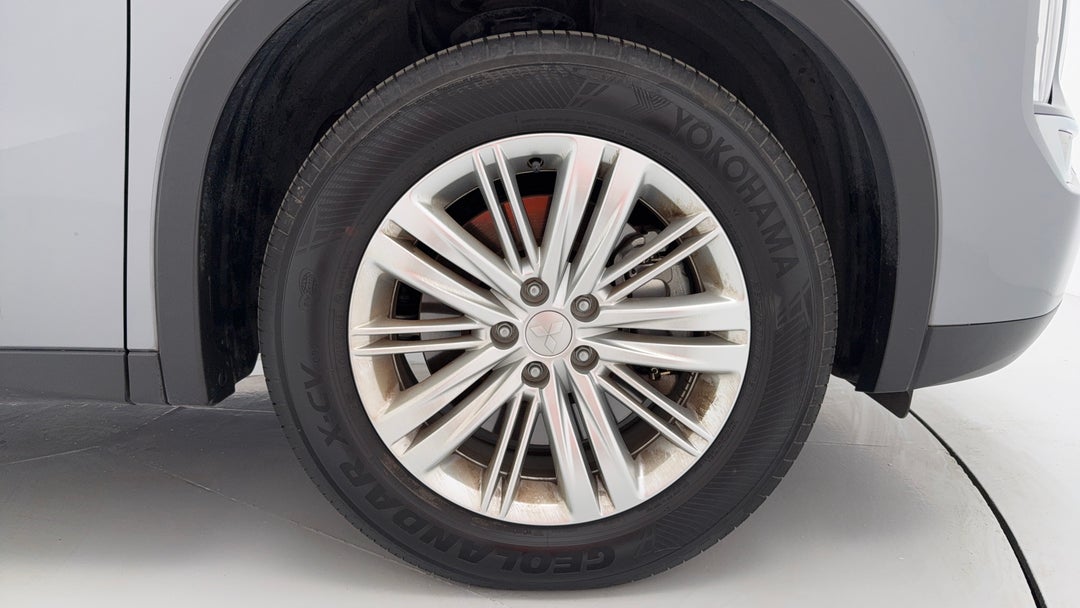 2022 Mitsubishi Outlander Ls 7 Seat (2wd), Automatic, 41009 km, Right Front Wheel