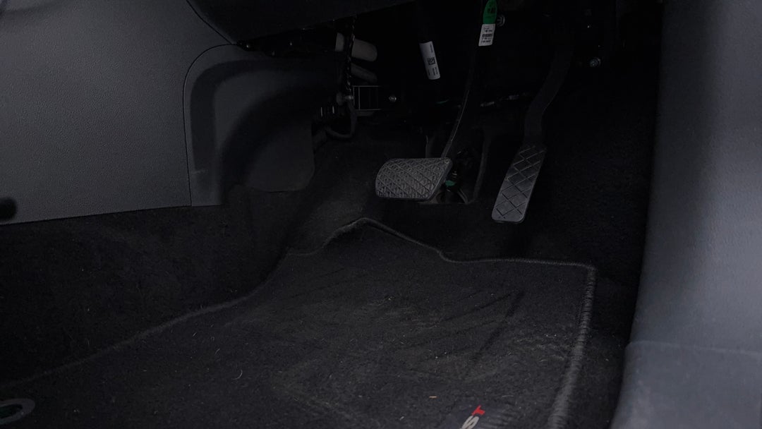 Pedals and Footmat