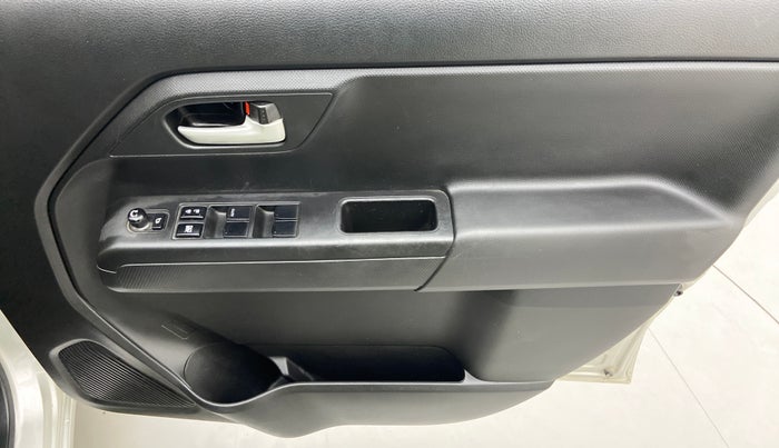 2019 Maruti New Wagon-R ZXI 1.2 old, Petrol, Manual, 20,535 km, Driver Side Door Panels Control