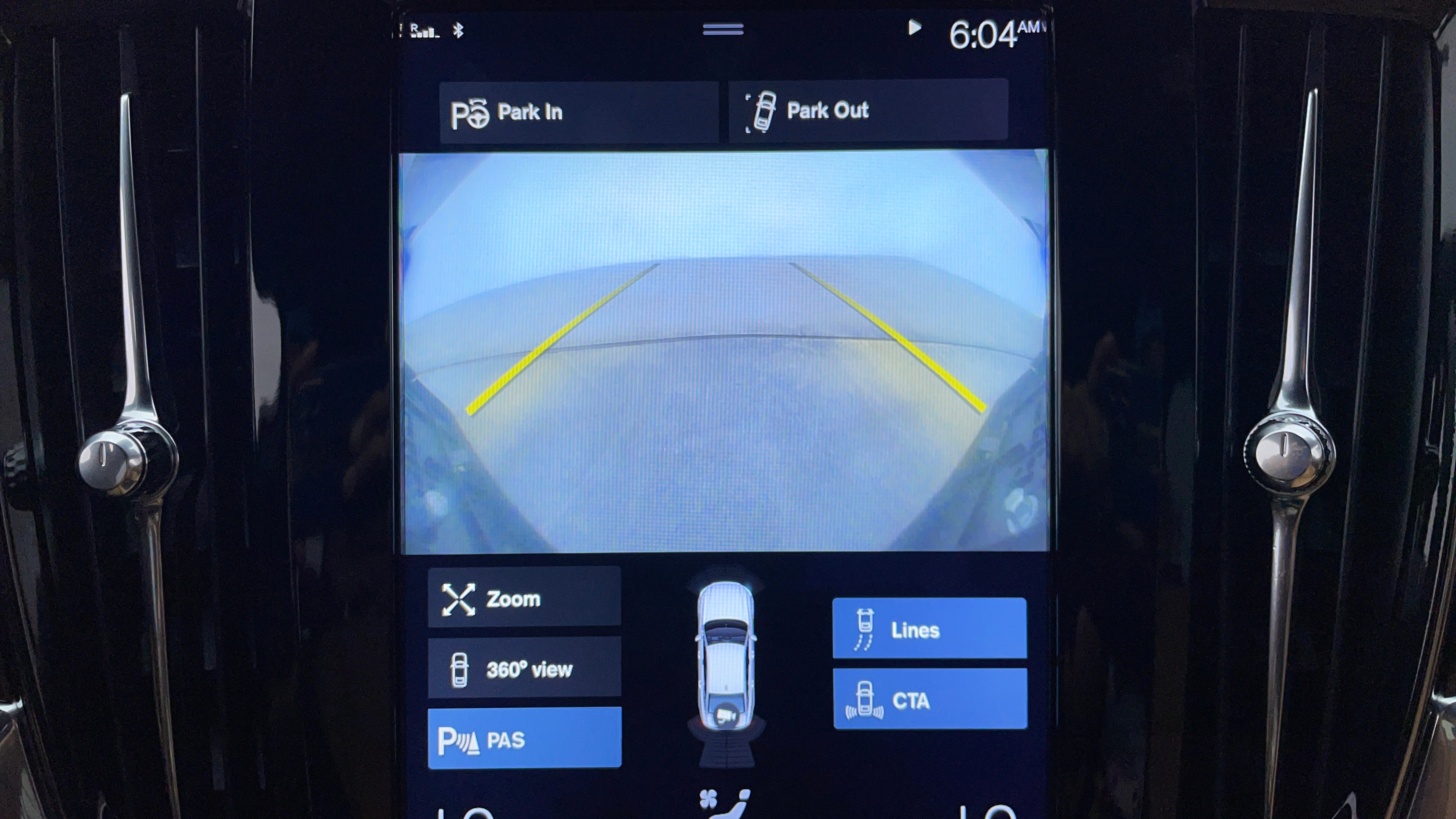 Volvo S90-Parking Camera (Rear View)