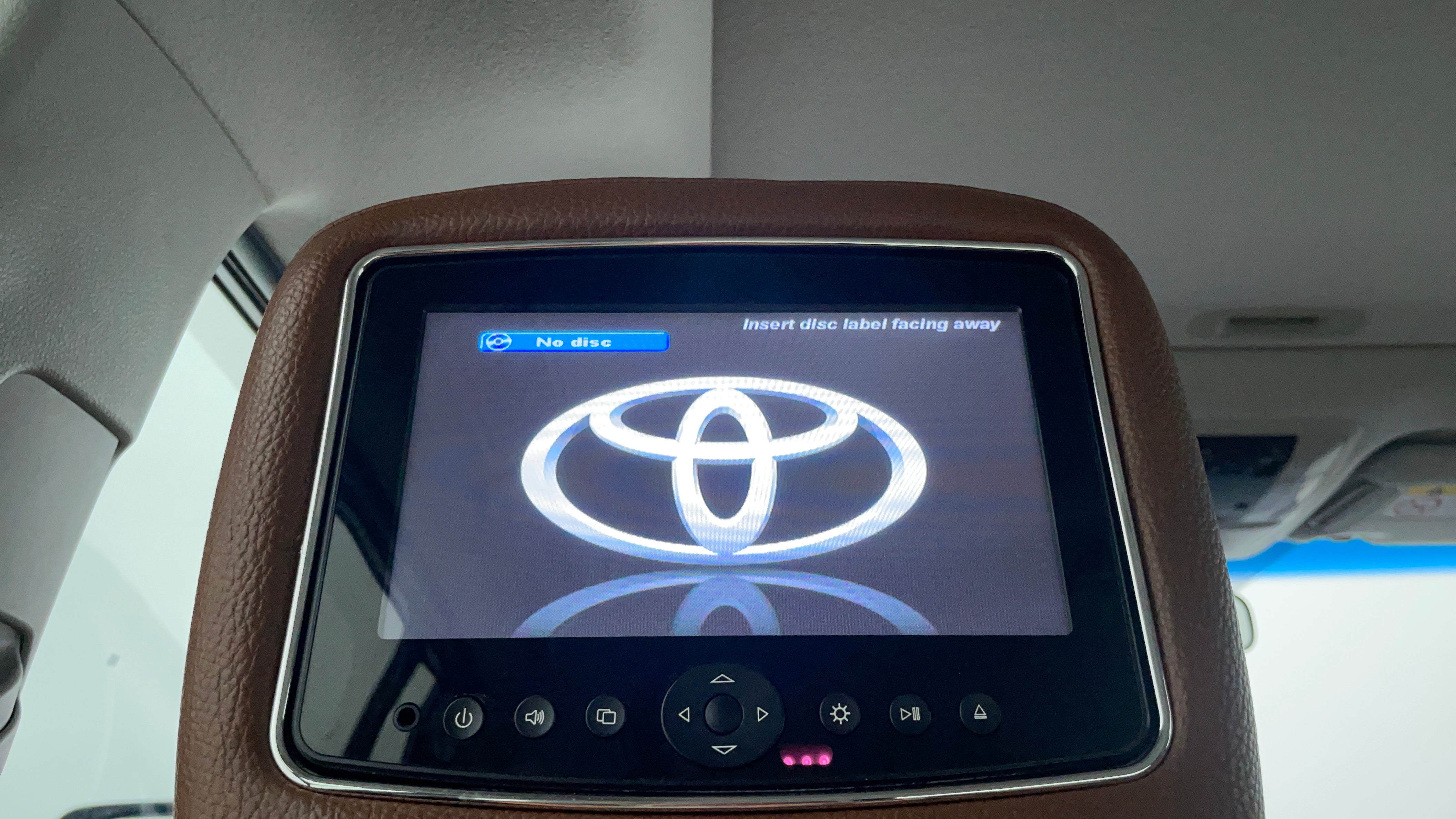 Toyota Prado-Display Screen For Rear Passengers