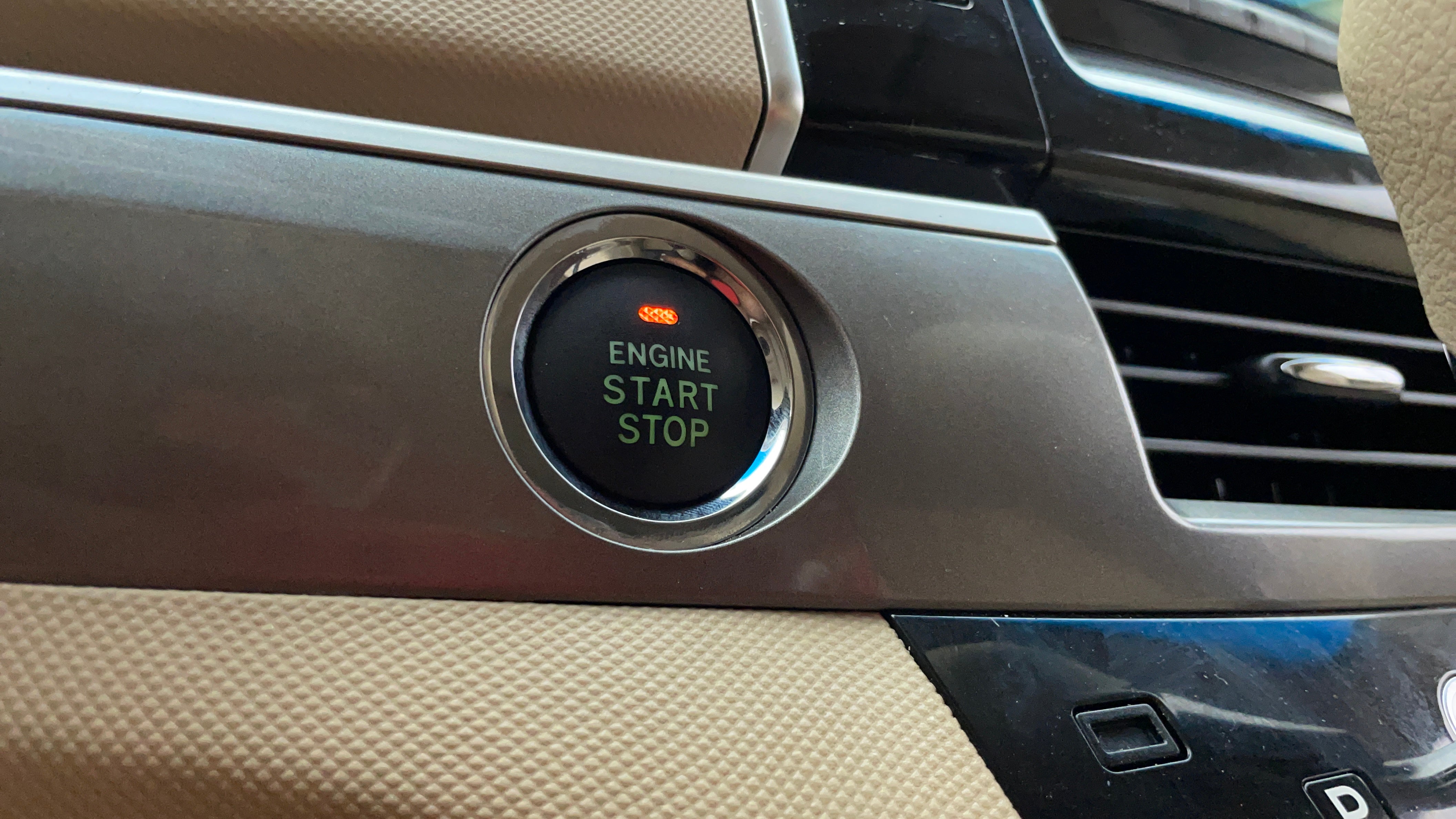 Toyota Previa-Key-less Button Start