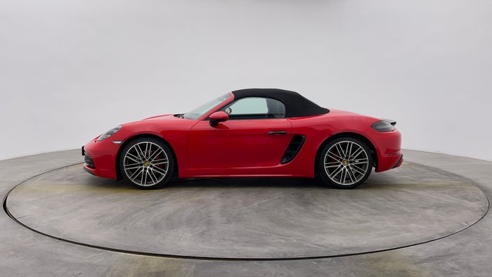 PORSCHE BOXSTER-Left Side View
