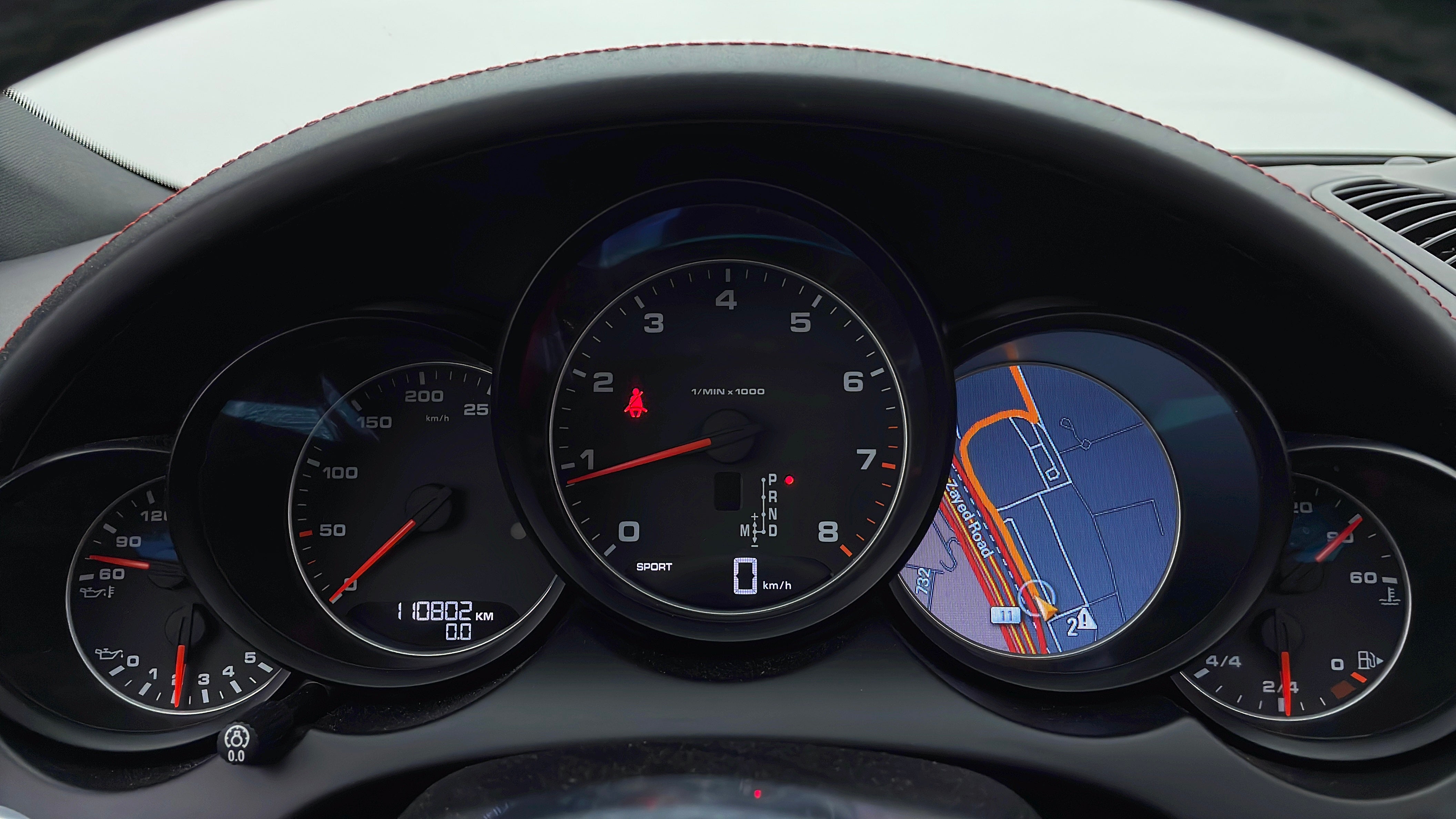 Porsche Cayenne-Odometer View