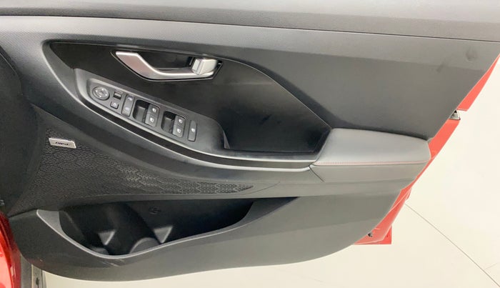 2020 Hyundai Creta SX (O) 1.4 TURBO DCT DUAL TONE, Petrol, Automatic, 30,499 km, Driver Side Door Panels Control