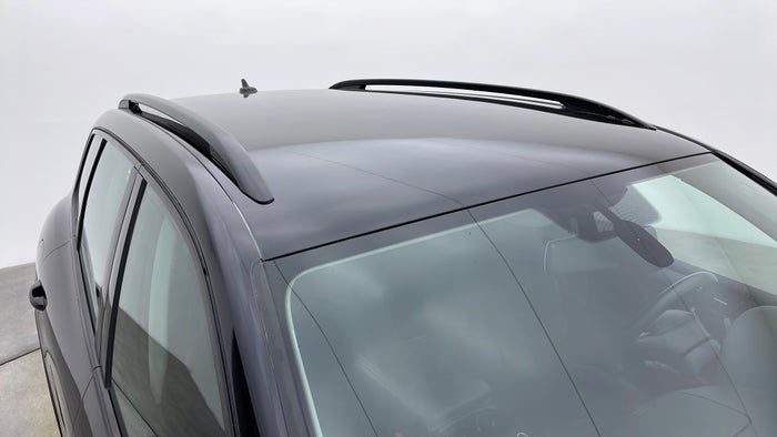 Volkswagen Touareg-Roof/Sunroof View