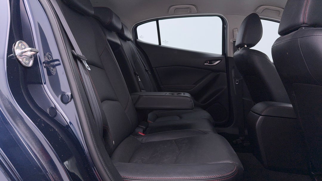 2015 Mazda 3 Touring, Automatic, 77310 km, Right Side Rear Door Cabin View