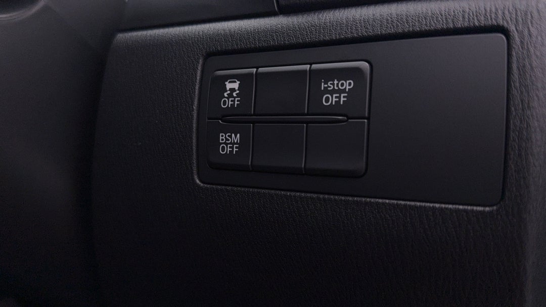 2015 Mazda 3 Touring, Automatic, 77310 km, Utility Switches/Buttons