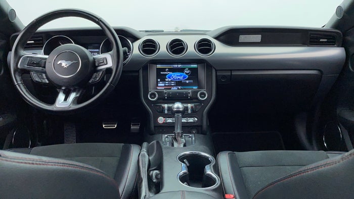 Ford Mustang-Dashboard View