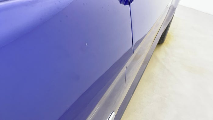 Ford Mustang-Fender  LHS  Scratched
