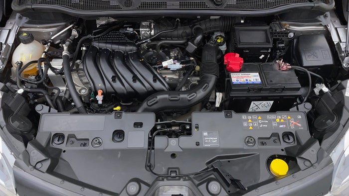 Renault Captur-Engine Bonet View