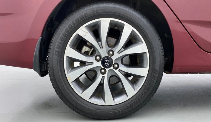 2014 Hyundai Verna FLUIDIC 1.4 VTVT CX, Petrol, Manual, 15,794 km, Right Rear Wheel