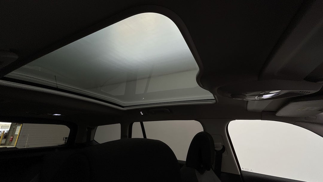 Interior Sunroof/Moonroof